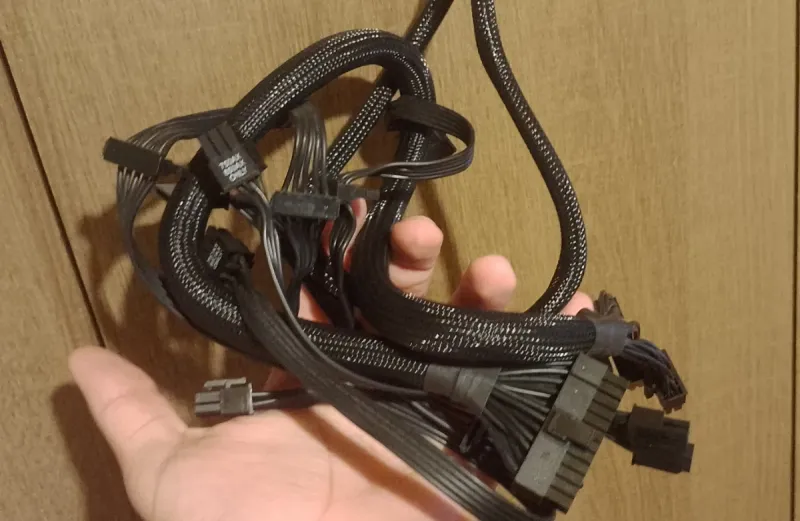 Fuente Corsair AX750 80 Plus Gold afbeelding 5