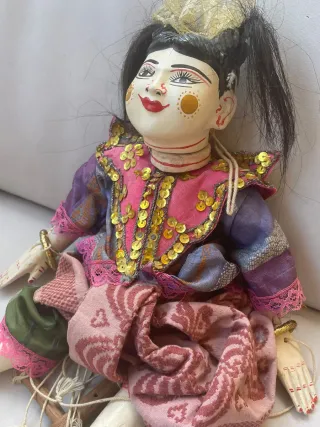 Marioneta de hilo tradicional