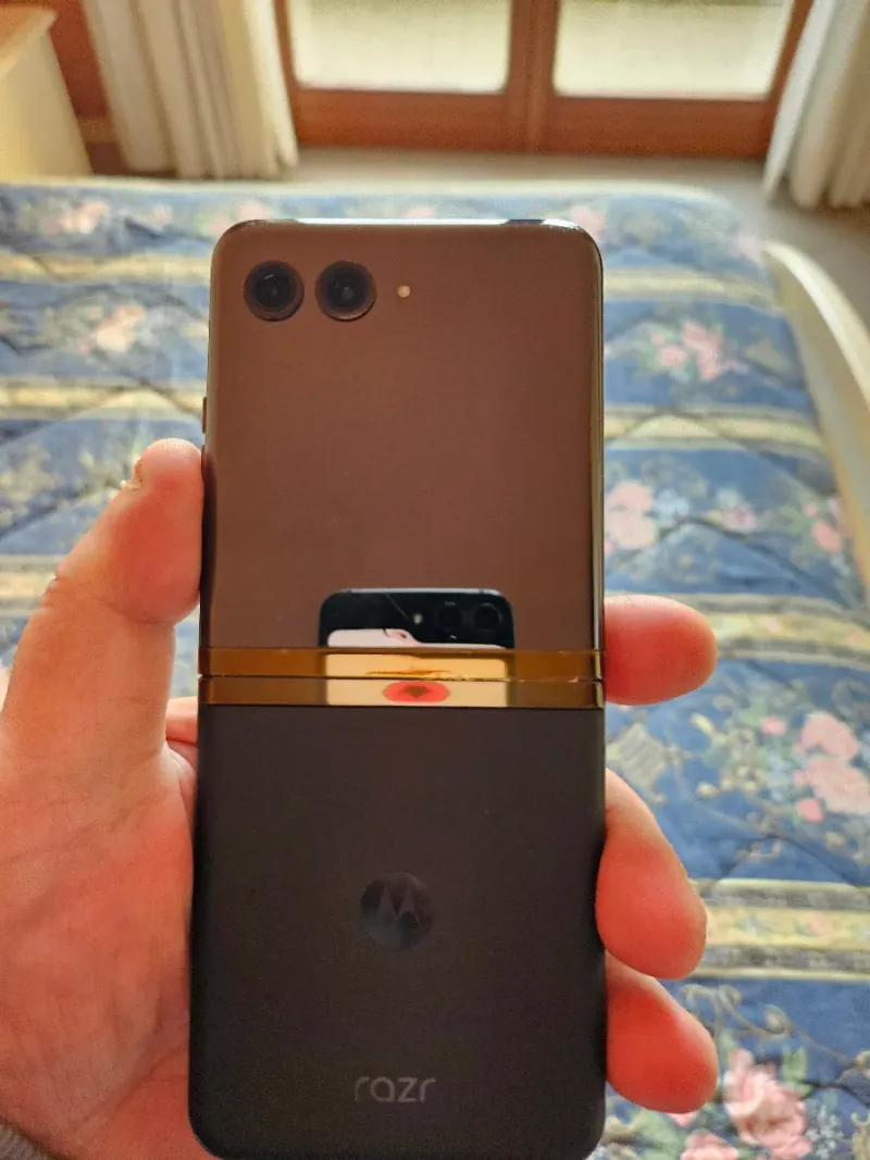 Motorola Razr 40 Ultra 8/256GB perfecto afbeelding 2