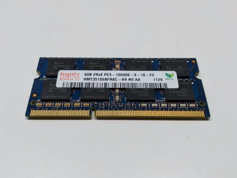Hynix 4GB PC3-10600 DDR3 RAM