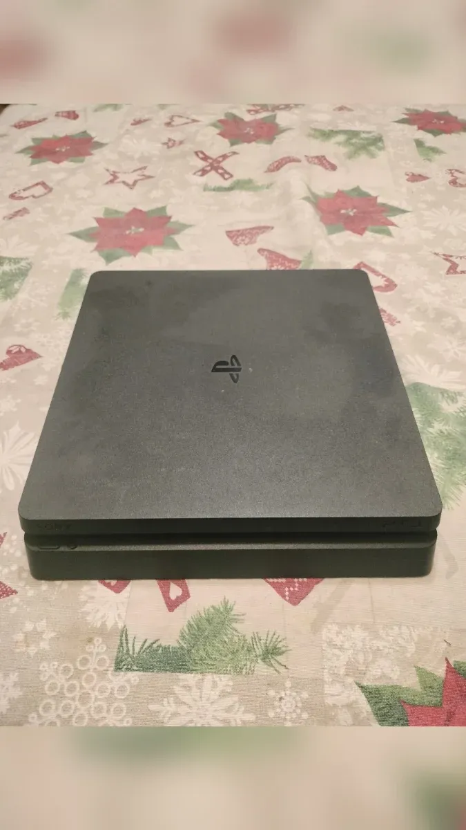 PS4 Slim 1tb afbeelding 2