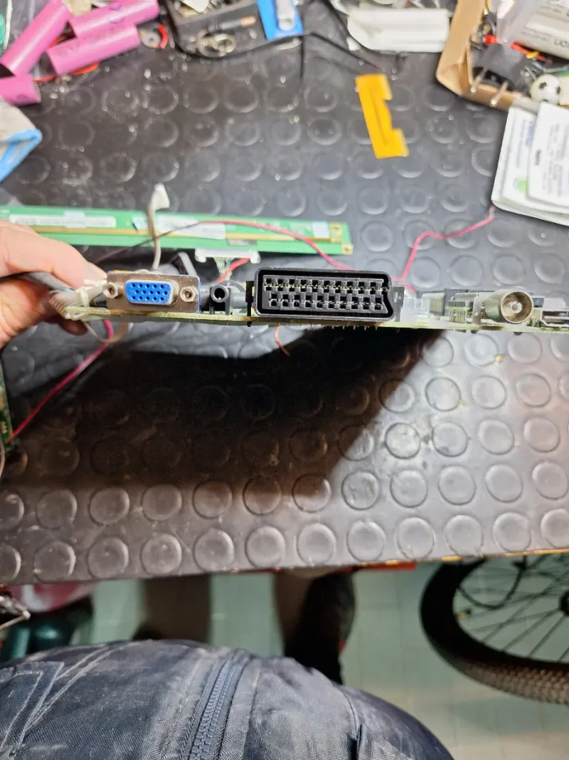 Placa base para TV NORDMENDE ND39N2100C afbeelding 2