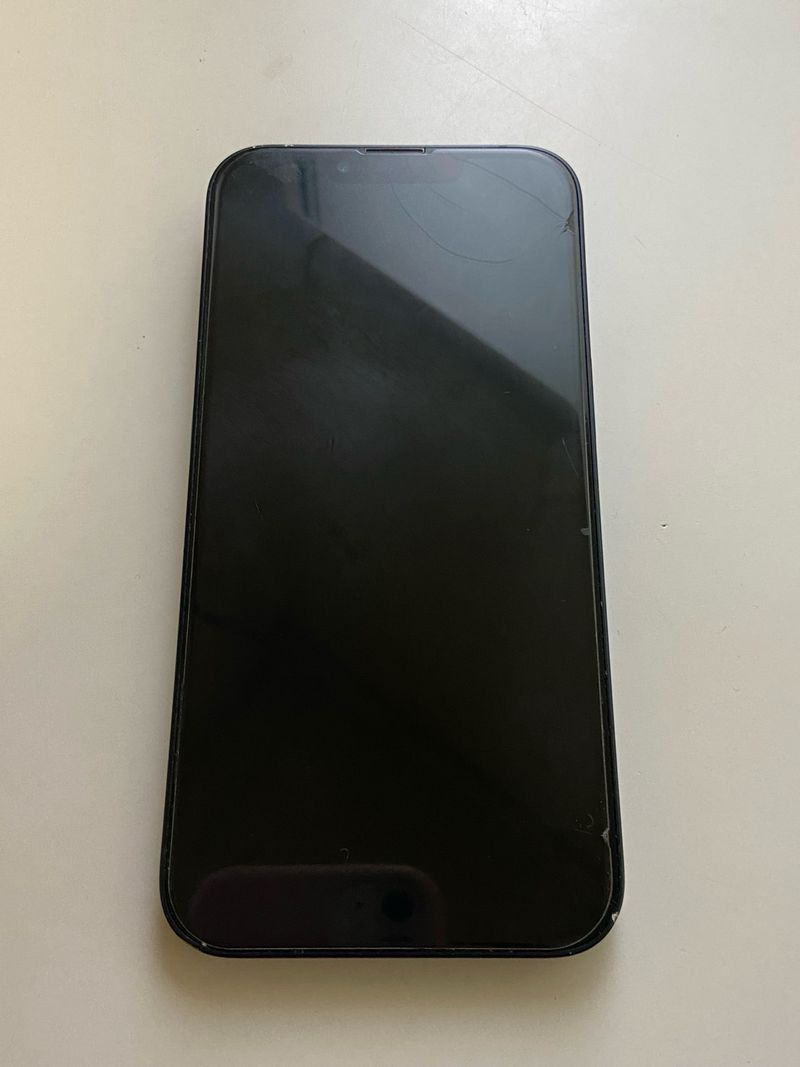 iPhone 13 128GB Azul Marino afbeelding 2