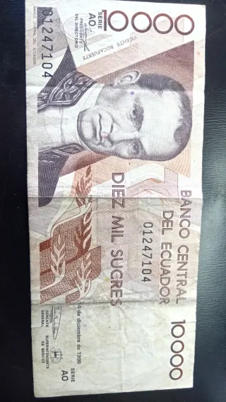 LOTE 8 MONEDAS Y BILLETE ECUADOR  10000 SUCRES.