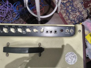 Amplificador Fender Guitarra