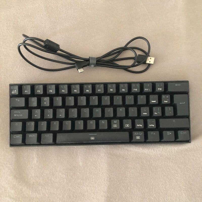 Teclado Redragon 60% Negro