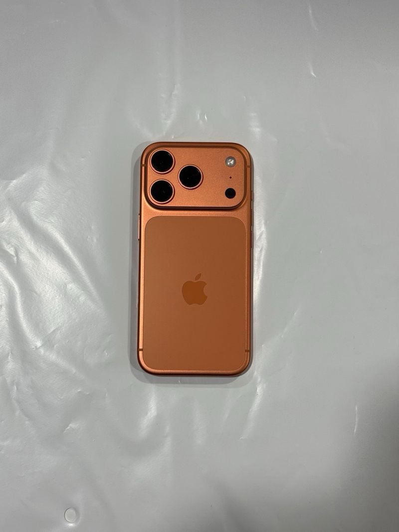 iPhone 17 Pro Naranja afbeelding 2