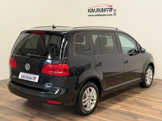 Volkswagen Touran 2.0 TDI 140cv DSG Sport
