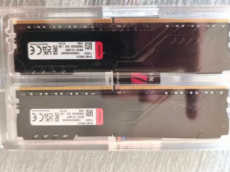 Kit 2x8GB RAM Kingston Fury Beast DDR4 3600 c afbeelding 3