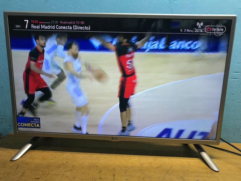 Televisor LG LED de 32 pulgadas afbeelding 3