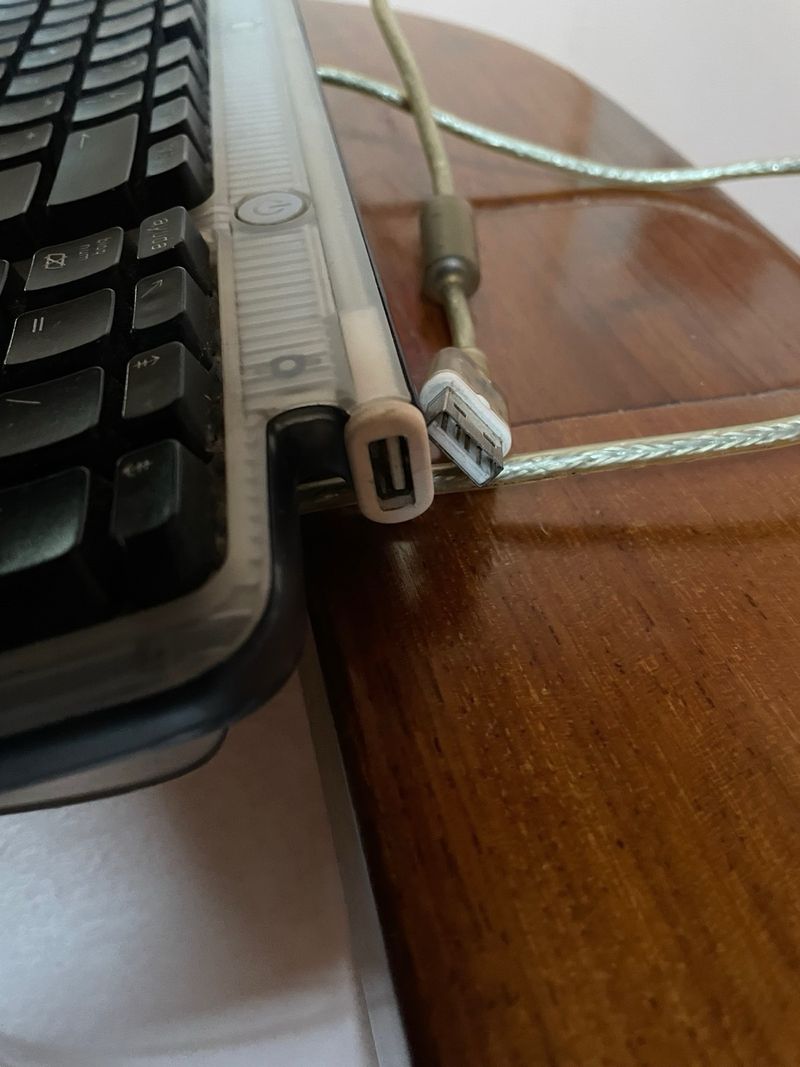 Teclado Apple USB afbeelding 3