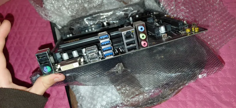 Placa Base GIGABYTE B550M DS3H afbeelding 2