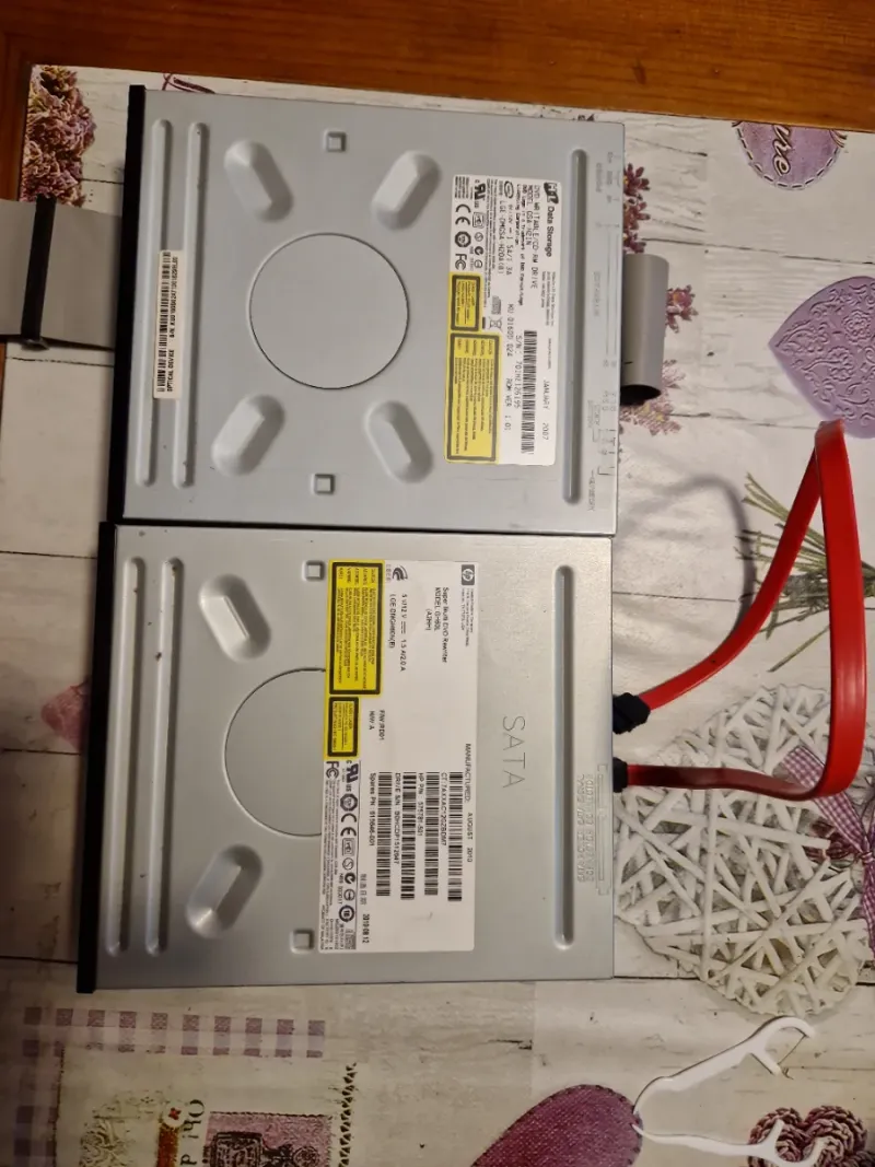 Lector DVD HL Data Storage