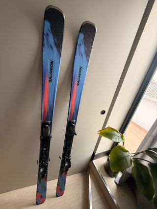 Esquís Salomon Stance 84 + fijaciones