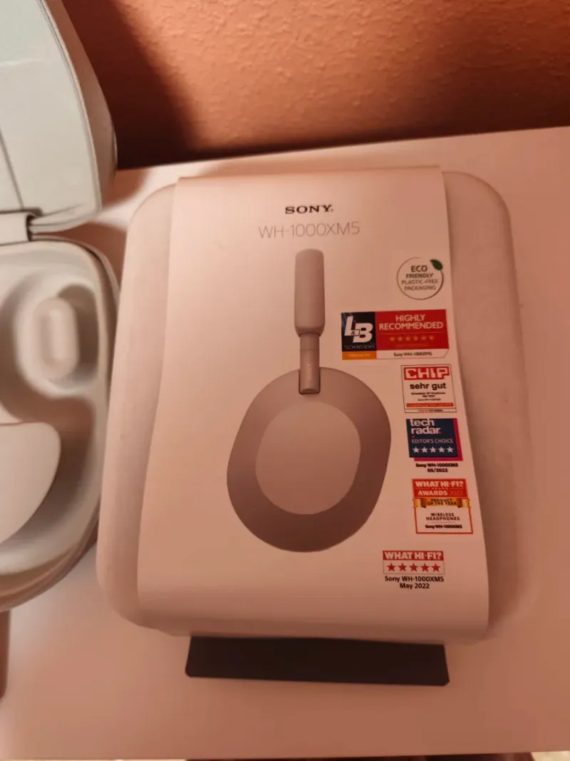 Sony WH-1000XM5 Beige - Impecables (Solo 2 usos). afbeelding 2