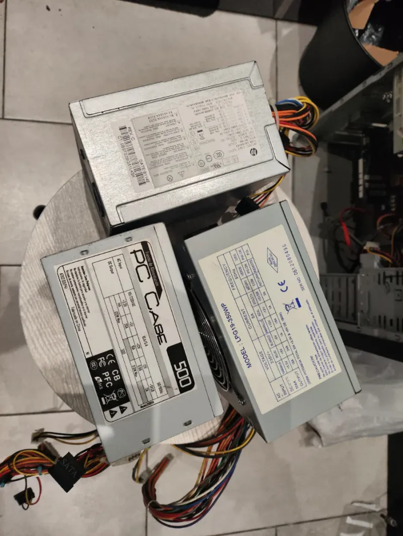Lote 50 CPUs Intel y AMD + 3 fuentes ATX afbeelding 2