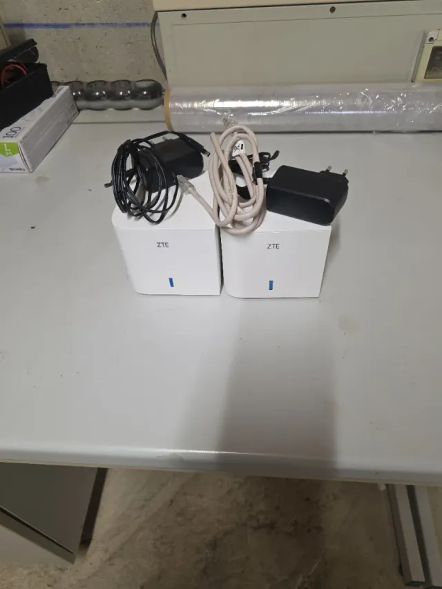 Repetidor Wifi MeshZTE ZXHN H196Q
