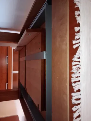 Mesa de comedor extensible muy elegante de madera