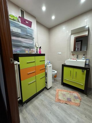 Mueble de baño madera y cristal