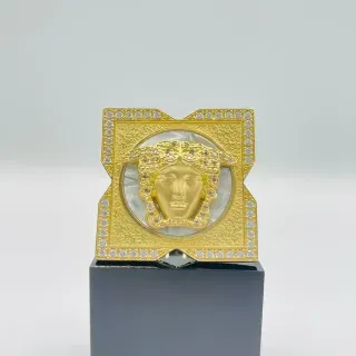 Anillo Medusa Nacar Cuadrado 18K