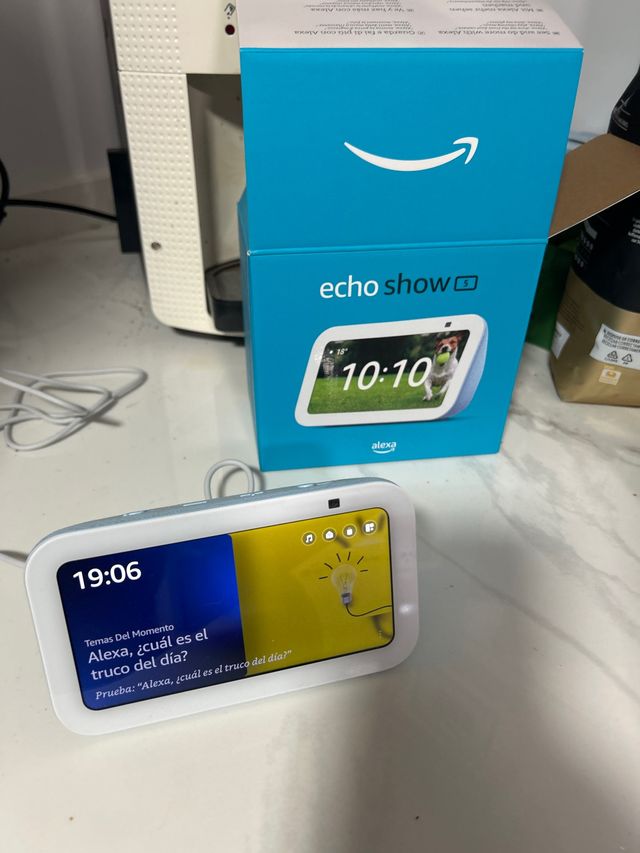 Amazon Echo Show 5
