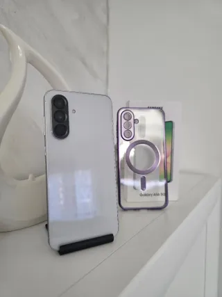 Samsung Galaxy A56 5G Morado/Plateado