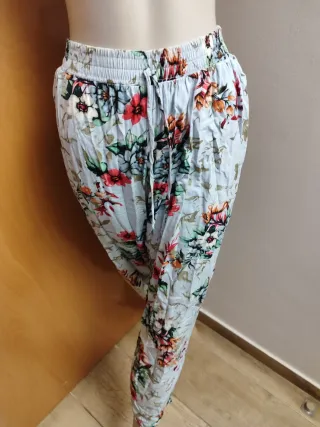 Pantalones florales
