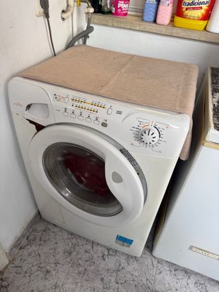 Lavadora Candy Alta 1400 RPM