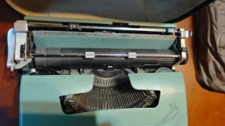 Olivetti Lettera 32 Máquina de Escribir