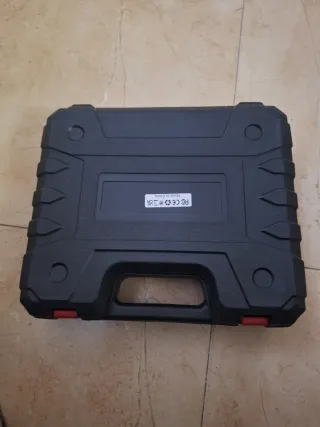 Taladro Atornillador con Maletín y Accesorios