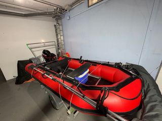 Embarcación neumática 360 + Motor Mercury