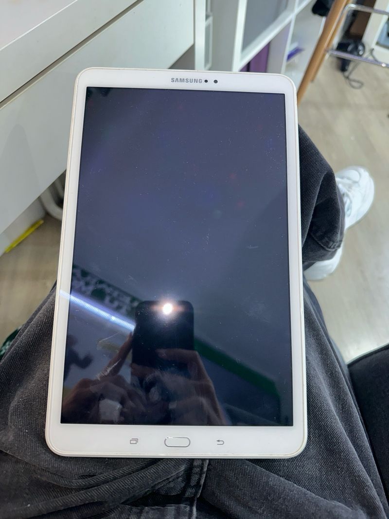 Samsung T580 Tablet Blanca afbeelding 3