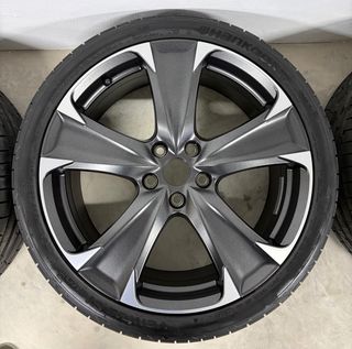 Llantas 𝐂𝐔𝐏𝐑𝐀 𝓁𝑒𝑜𝓃 𝐕𝐙 19 BLACK MACHINED