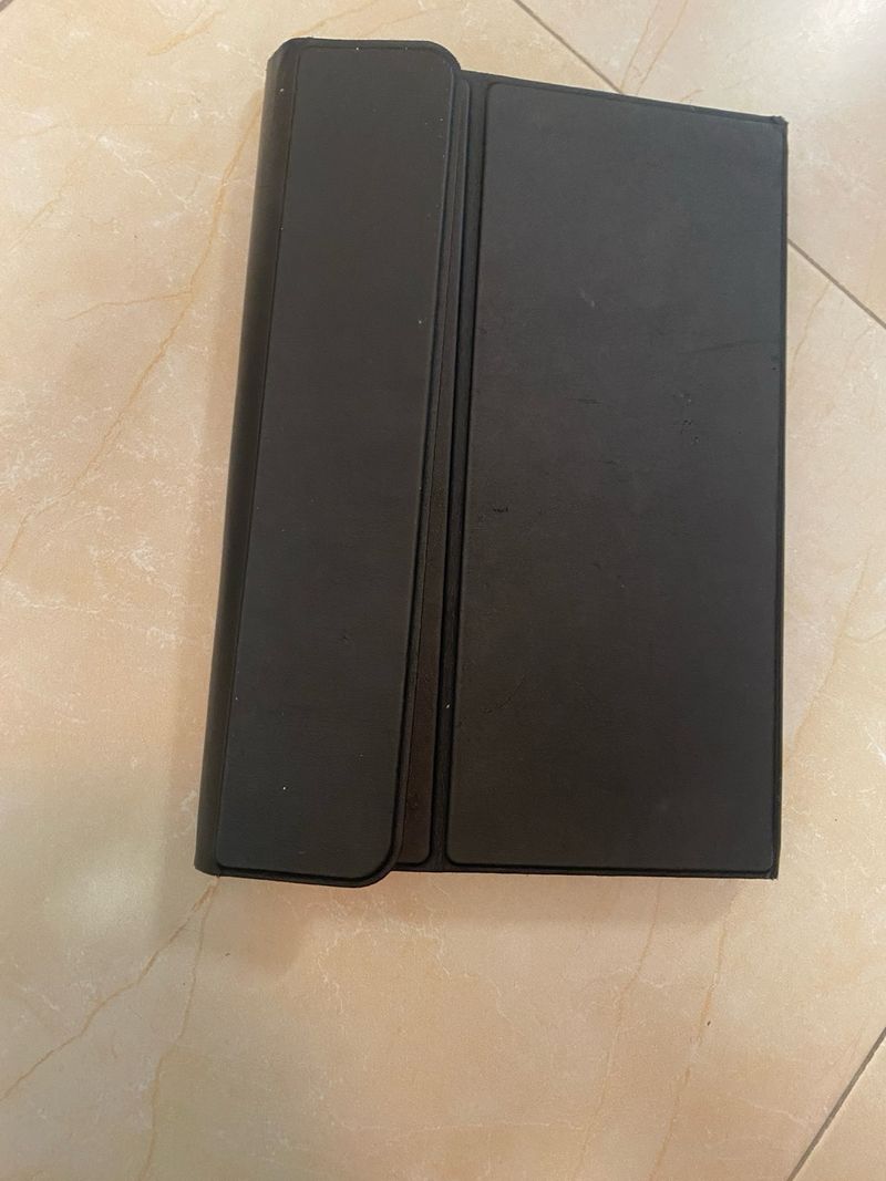 Tablet Lenovo con Teclado, pen y funda afbeelding 3