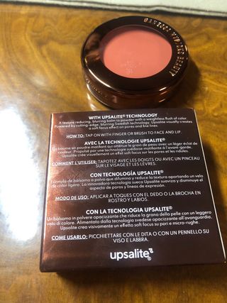 Colorete Danessa Myricks Beauty. Tono jubilee