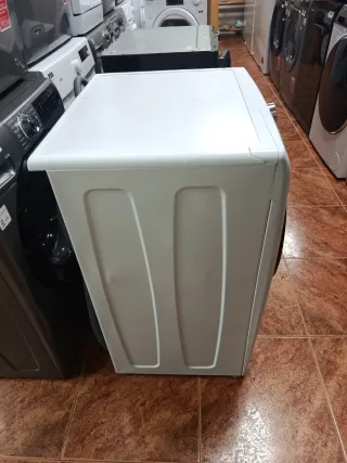 Lavadora Hoover 9Kg 250€