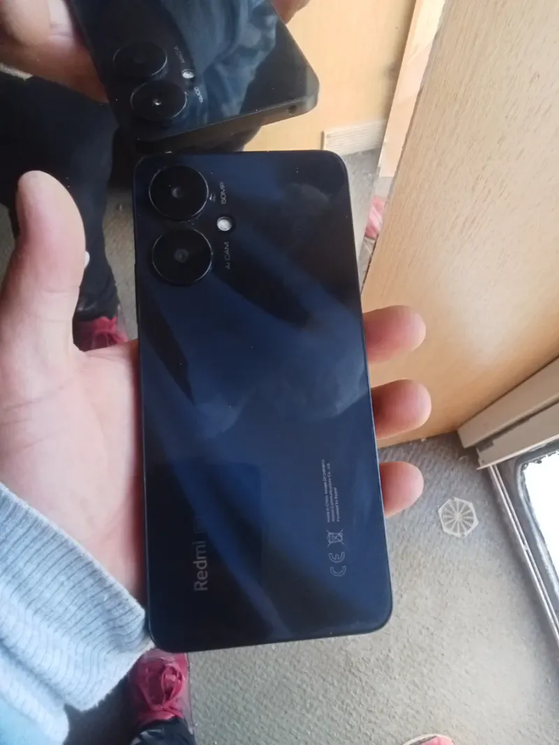 Móvil Xiaomi Redmi 13C 5G Negro afbeelding 2