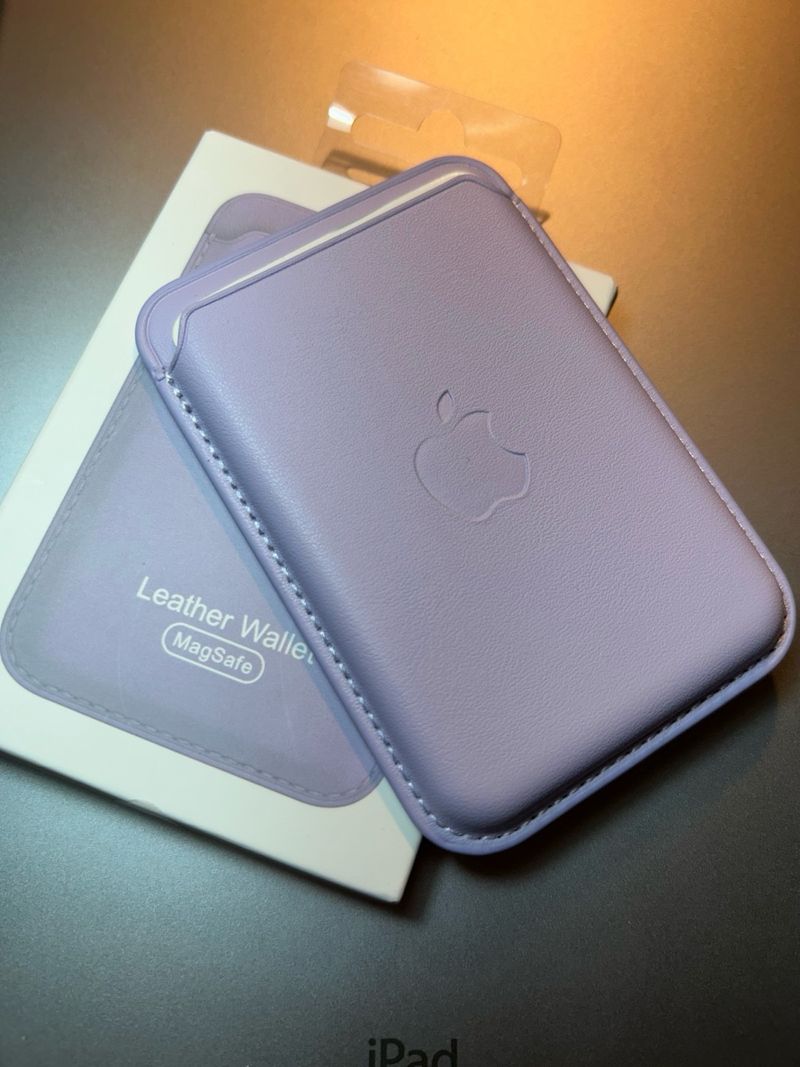 Cartera Apple MagSafe Piel Morad
