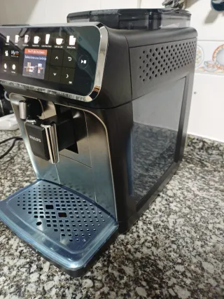 Cafetera Philips Serie 5400