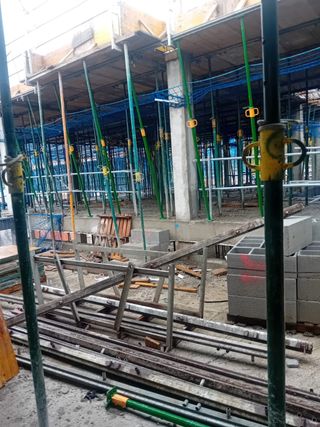 OFICIAL ENCOFRADOR TRABAJOS DE OBRA