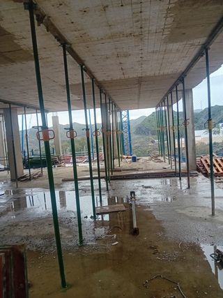 OFICIAL ENCOFRADOR TRABAJOS DE OBRA