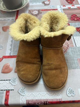 Stivali UGG Marroni con Fiore