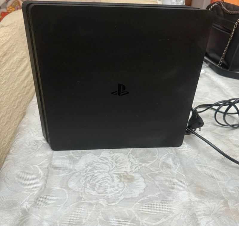 Playstation 4 Slim Negra con controlador afbeelding 3