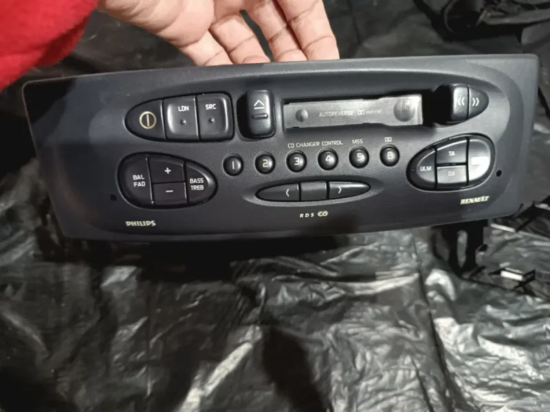 Radio Cassette Philips Renault