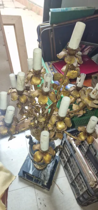 Lámpara antigua de mármol y bronce