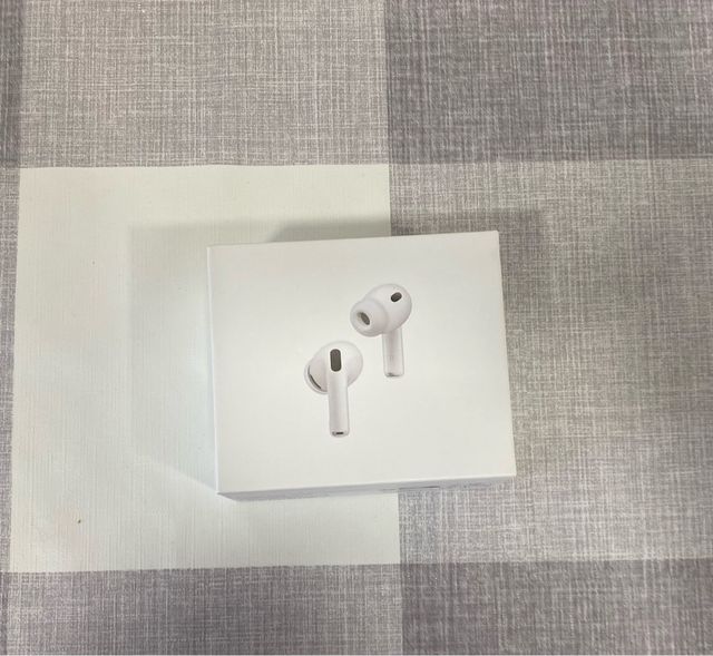 AirPods Pro 3 - Muy Buen Estado