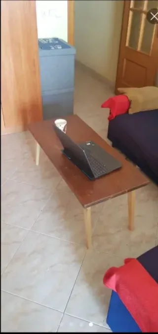 Mesa de madera rústoca