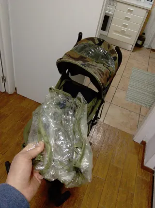 Carrito de bebé camuflaje