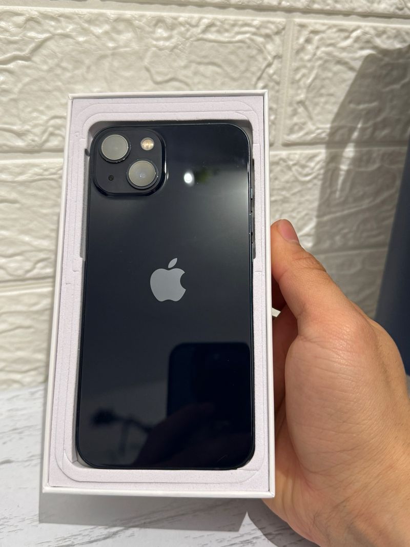 iPhone 13 128GB Negro Como Nuevo