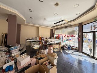 Local comercial en alquiler en Zona Hispanidad-Vivar Téllez en Vélez-Málaga
